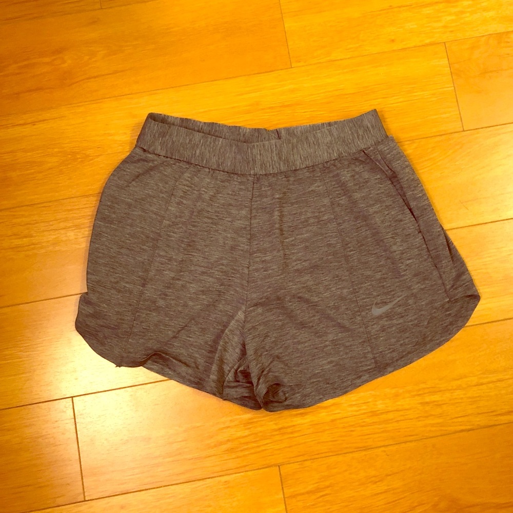 Nike running shorts with pockets